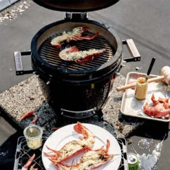 Kamado The Bastard Compact Classic Øint 33cm à Poser Ou Encastrer -Pas Cher Barbecue & Brasero Magasin barbecue ceramique the bastard compact sans deflecteur 6