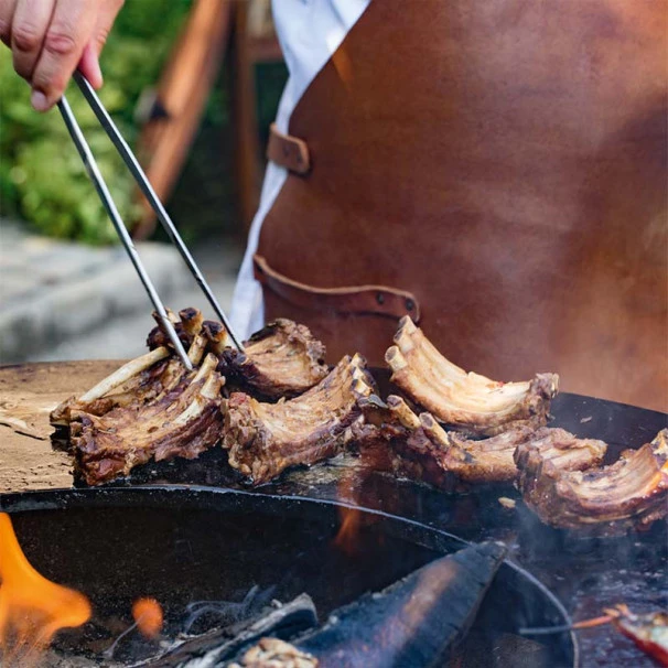 Braséro Plancha OFYR Island 100 Acier Corten Billot Céramique 3 Braséro Plancha OFYR Island 100 Acier Corten Billot Céramique – Image 3