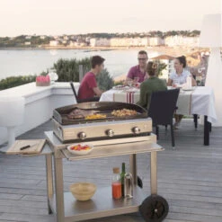 PACK PROMO Full Option Plancha Gaz Le Marquier Amalia 375 Inox Sur Chariot Avec Capot -Pas Cher Barbecue & Brasero Magasin pack s lemarq full noption amalia 375 inox ch i ca i marq 015 5